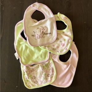 chick pea 5 piece bib set